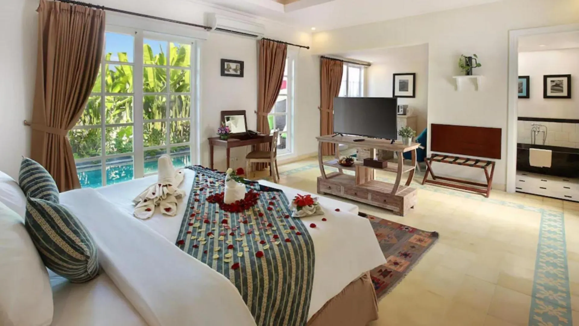 Solterra Seminyak Boutique Hotel & Spa Powered By Archipelago 4*,