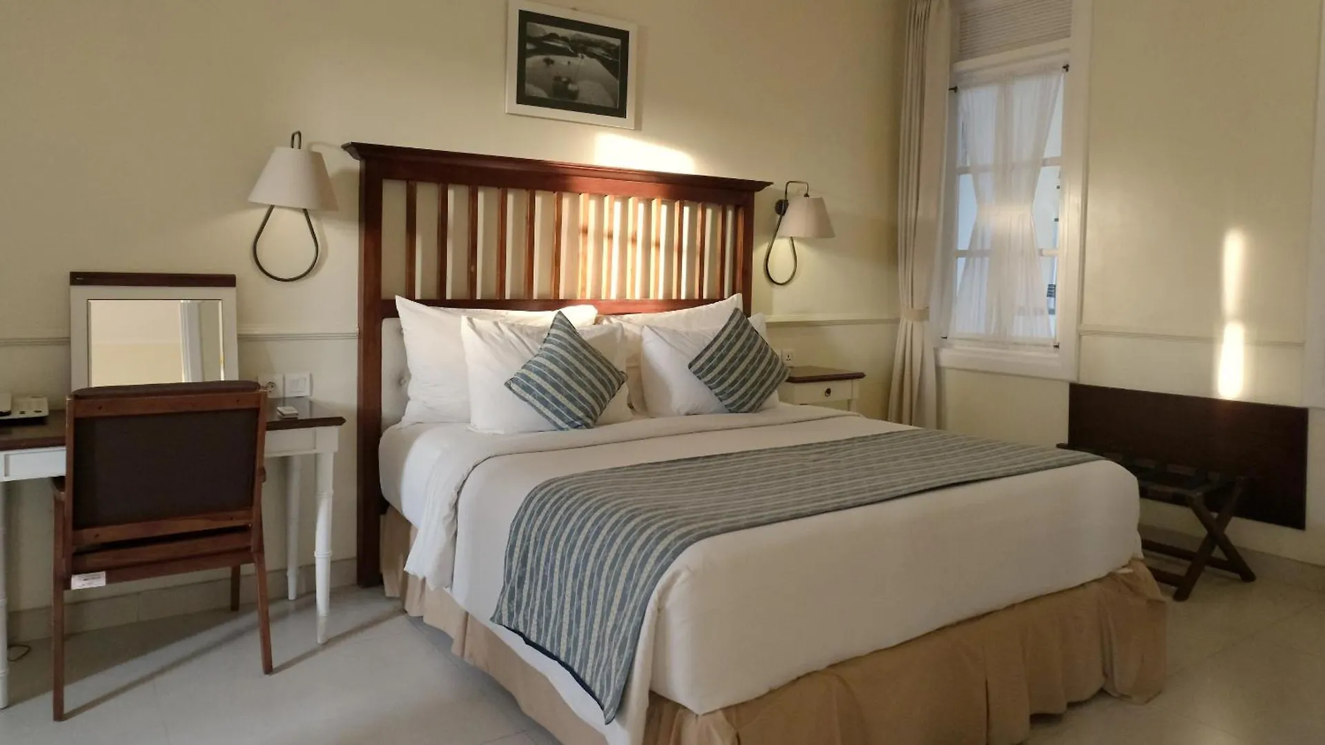 Solterra Seminyak Boutique Hotel & Spa Powered By Archipelago סמיניאק